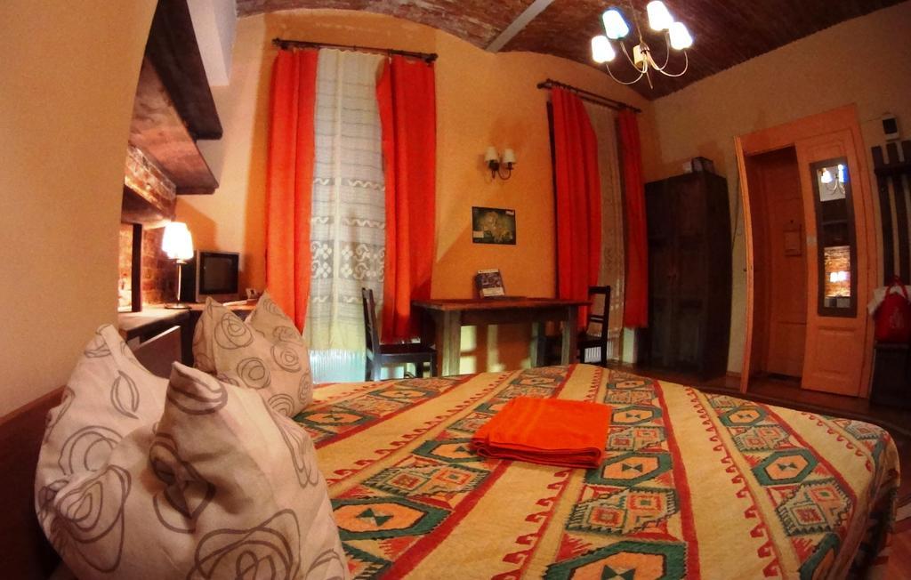Brasov Apartment In Historic Center Eksteriør billede