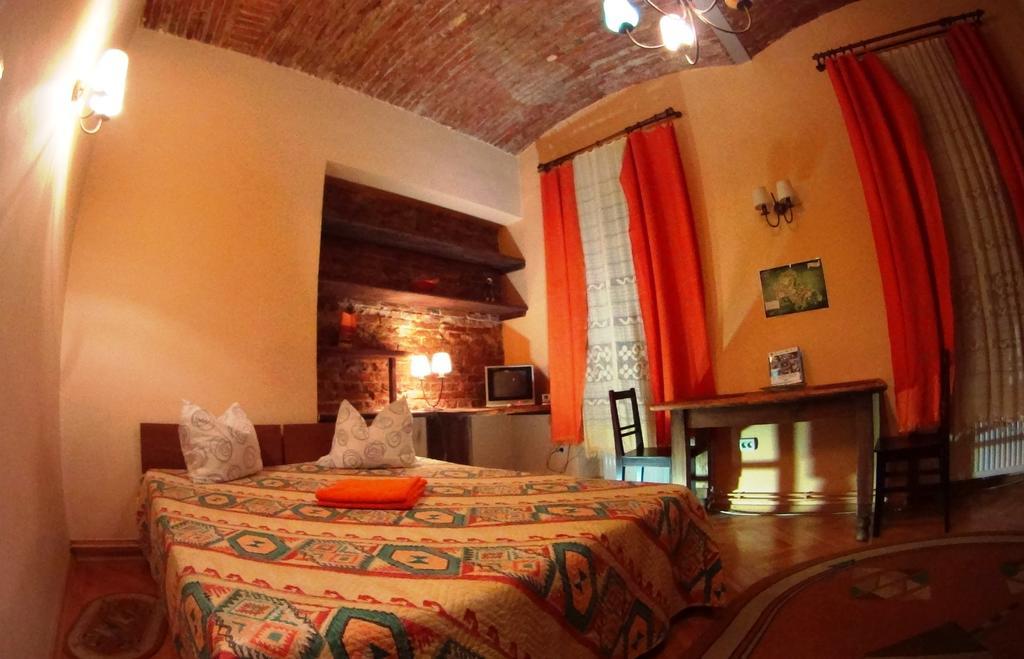 Brasov Apartment In Historic Center Eksteriør billede
